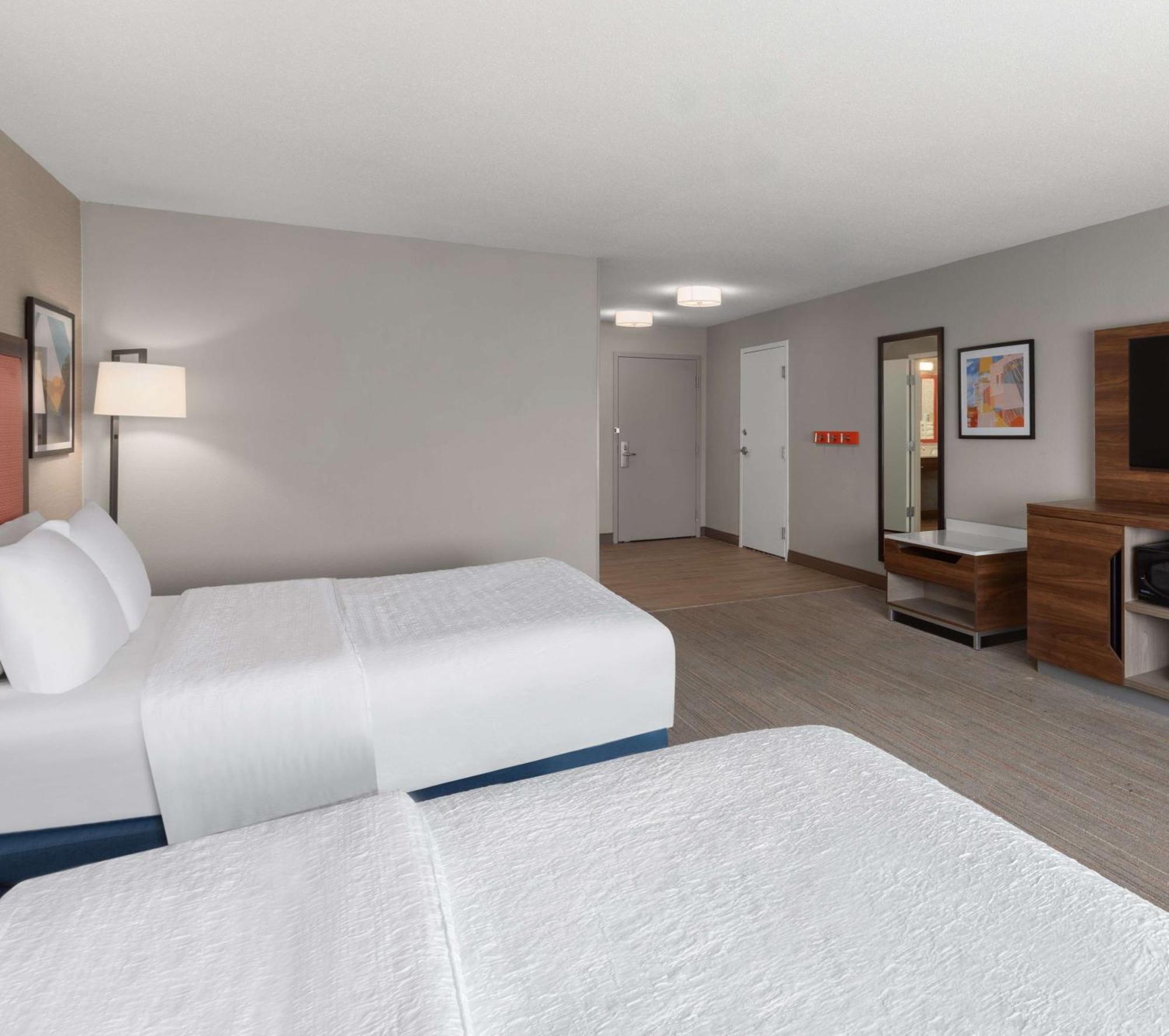 Hampton Inn & Suites Saginaw Εξωτερικό φωτογραφία